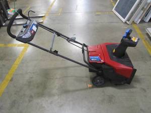 lot 57 image: Toro Power Clear 21 in. 60-Volt Lithium-Ion Brushless Cordless Electric Snow Blower 39901