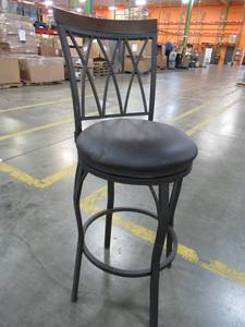 lot 213 image: Metal and Wood Swivel Bar Stool With Padded Seat.