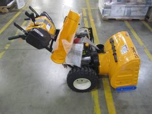 lot 107 image: Cub Cadet 28 in. 272cc Two-Stage Electric Start Gas Snow Blower with Power Steering and Steel Chute 2X 28 HP