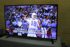 lot 16 image: LG 60 Ultra-Slim Direct View HD LED Commercial  Professional Widescreen Display  Monitor
