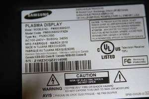 lot 20 image: Samsung 50 50 Inch HDTV 1080P Slim Profile TV  Television  Display  Monitor w Table Stand