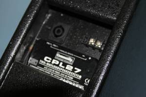 lot 22 image: Community Professional Two-Way Full-Range Bass-Reflex Mini Loudspeaker Speaker System & Mount