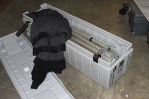 lot 62 image: 9 x 12 (9 Feet x 12 Feet) Video Projection Screen Drape Kit with Truss & Hard-Sided Travel  Storage Case