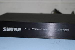 lot 64 image: Shure WA405 Professional Wireless Microphone Antenna & Power Distribution System