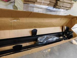 lot 250 image: Leggett & Platt Queen Size Metal Bed Frame