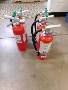 lot 292 image: 5 - Fire Extinquishers