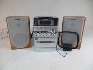 Sony CD Player with Speakers