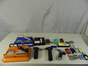 lot 21 image: Smoking  Tobacco Items