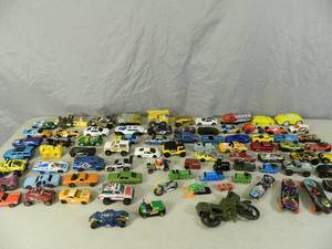 lot 31 image: Matchbox  Hot Wheels Toy Vehicles