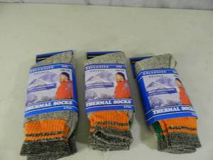 lot 56 image: 6 New Pairs of Thermal Socks