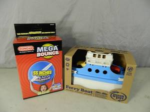 lot 114 image: New Toys