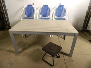 lot 5C image: Take What You Want Outdoor Furniture