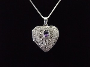 .925 Sterling Silver Art Nouveau Oval Cut Amethyst Heart Locket Necklace