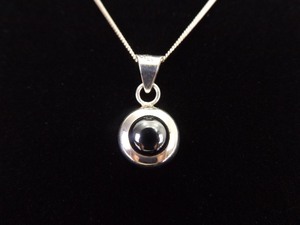 .925 Sterling Silver Hematite Cabochon Pendant Necklace