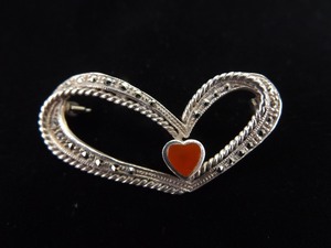 .925 Sterling Silver Art Nouveau Heart Brooch