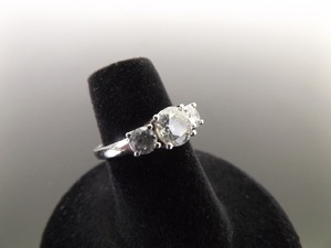 .925 Sterling Silver Crystal Ring Size 5