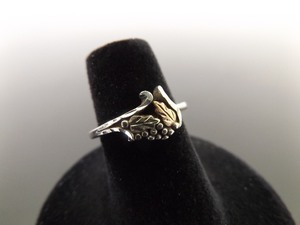 12k Black Hills Gold and .925 Sterling Silver Leaf Ring Size 5.5