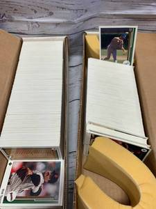 lot 21 image: Hundreds of 1989 Upper Deck Baseball Cards