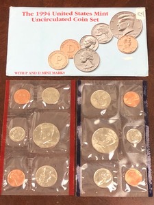 lot 12 image: 1994 Mint Set