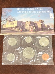 lot 39 image: 1976 Canadian Mint Set
