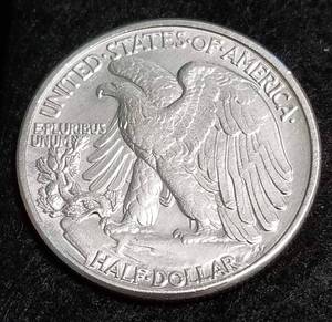 1944 WALKING LIBERTY HALF DOLLAR UNC
