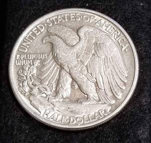1945 WALKING LIBERTY HALF DOLLAR AU