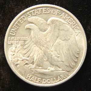 1942 WALKING LIBERTY HALF DOLLAR UNC