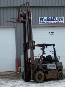 lot 1-A image: Komatsu Fork Truck