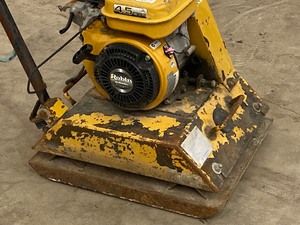 lot 10 image: Northern Tool Plate Compactor