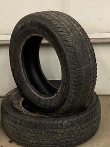 lot 46 image: Set Of (4) Firestone Tires