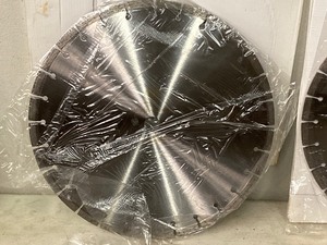 lot 13-D image: Lot Of (5) Unused Commercial Stone  Concrete Saw Blades