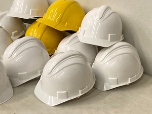 lot 51 image: Lot Of (11) Hard Hats