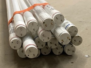 lot 56 image: Lot Of (18) Philips LED Light Tubes
