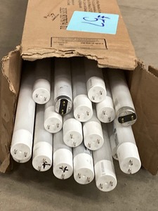 lot 57 image: Approx (22) LED Light Tubes