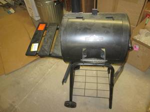 RiverGrille Charcoal Grill Missing...