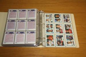 1990 Fleer Baseball Complete Set with Binder