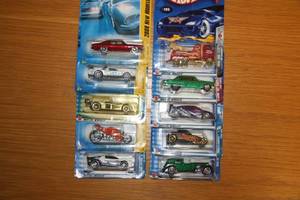 Hot Wheels New In Package Lot  10 Cars