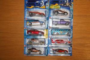 Hot Wheels New In Package Lot  10 Cars