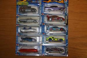 Hot Wheels New In Package Lot  10 Cars