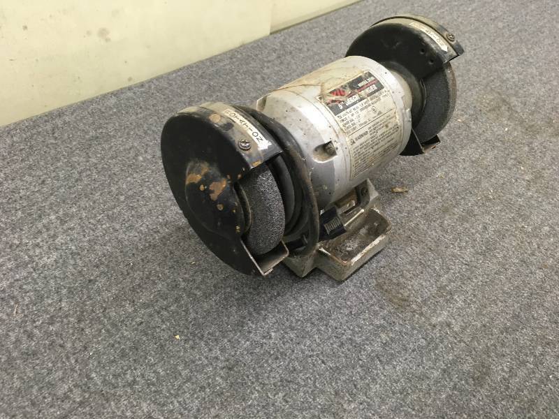 lot 473 image: Skil 5 Bench Grinder Model 3395