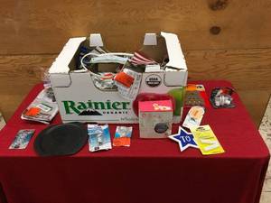 lot 519 image: Box Of Misc Household Items