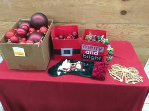 lot 532 image: 3 Boxes Of Christmas Bulbs & Misc