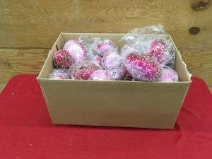 lot 533 image: Box Of Christmas Bulbs