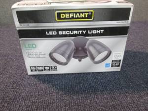 Defiant 2-Head Bronze Outdoor Integ...