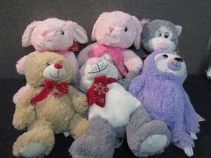 Lot of 6 Plush Animals X3...