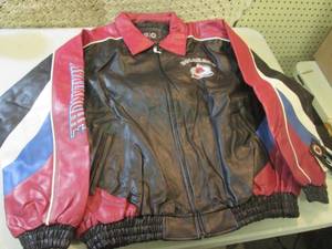 lot 4 image: Colorado Avalanche Jacket Size X-La...