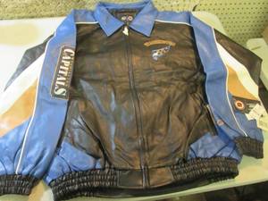lot 5 image: Washington Capitals Jacket Size X-L...