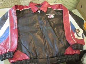 lot 8 image: Colorado Avalanche Jacket Size 2XL ...