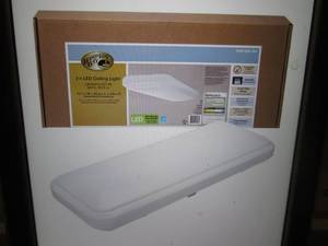 lot 183 image: 24 x 12 Classic White Rectangle L...