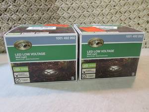 lot 259 image: Lot of 2 Low Voltage Black Outdoor ...